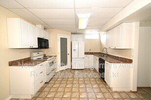 227 Corless Crescent in Prince George, BC - Building Photo