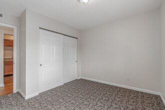 Auburndale Apartments in Louisville, KY - Building Photo - Building Photo