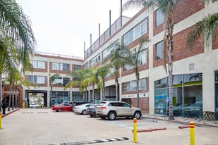Texere Plaza Lofts in Los Angeles, CA - Building Photo