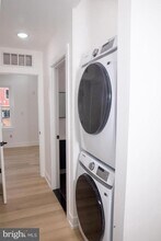 1230 W Hilton St in Philadelphia, PA - Building Photo - Building Photo