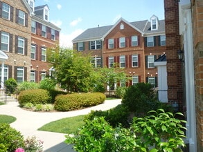 3807 Fish Pond Ln in Glen Allen, VA - Building Photo - Building Photo