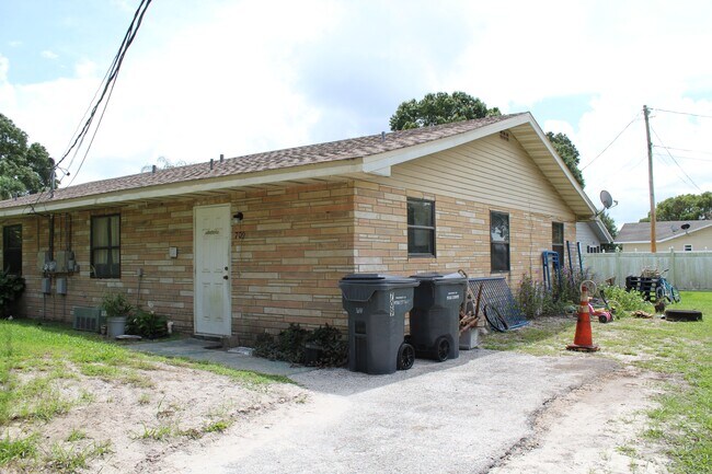 709 Mosley Rd, Unit 709 in Lake Alfred, FL - Building Photo - Building Photo