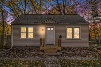 428 Keyes Dr in Parchment, MI - Building Photo - Building Photo