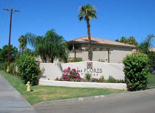 Las Flores Villas in Brawley, CA - Building Photo