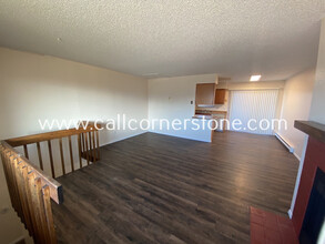 322 Mt View Ln in Colorado Springs, CO - Building Photo - Building Photo