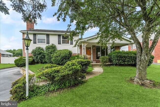 property at 400 Kennerly Rd