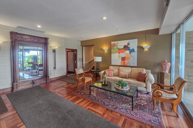 property at 1617 E McMillan St