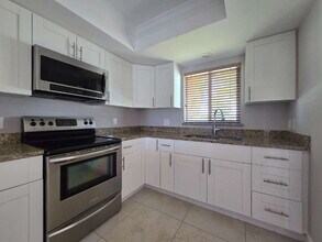 1202 SE 8th Terrace in Cape Coral, FL - Building Photo - Building Photo