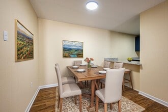 Tiger Den Apartments in Baton Rouge, LA - Building Photo - Building Photo