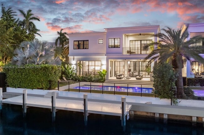 property at 895 NE 76th St