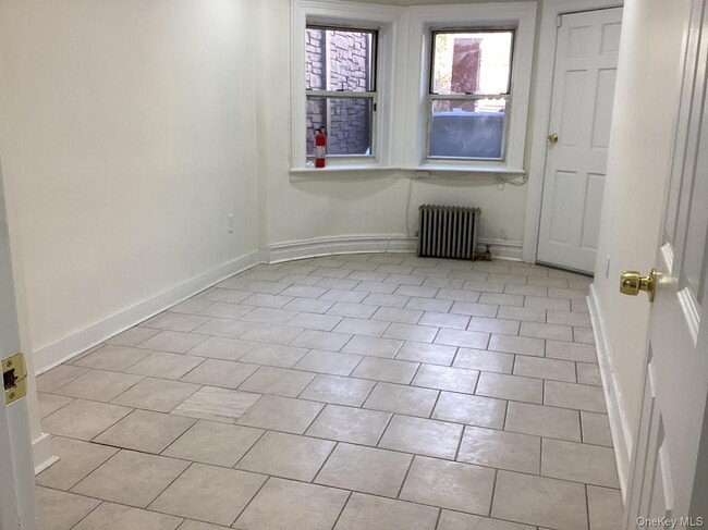 60-71 70th St in Queens, NY - Building Photo - Building Photo