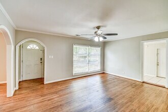 937 9th Ave in Pleasant Grove, AL - Building Photo - Building Photo