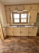 514 Van Buren St in Fort Atkinson, WI - Building Photo