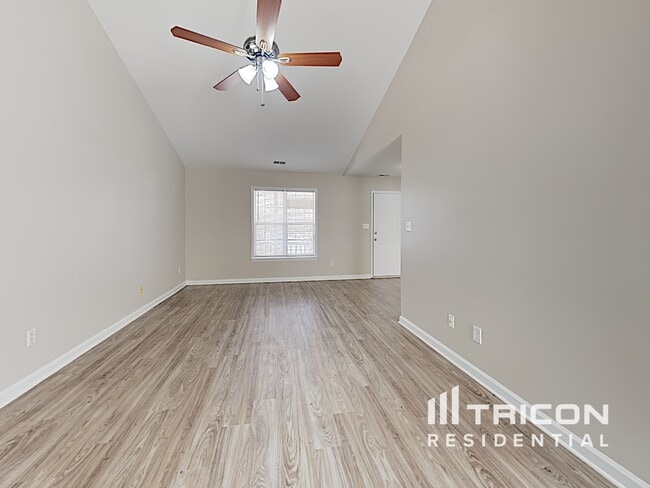204 Wexford Dr in Clayton, NC - Building Photo - Building Photo