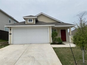 11624 Lago de Garda Dr in Austin, TX - Building Photo - Building Photo