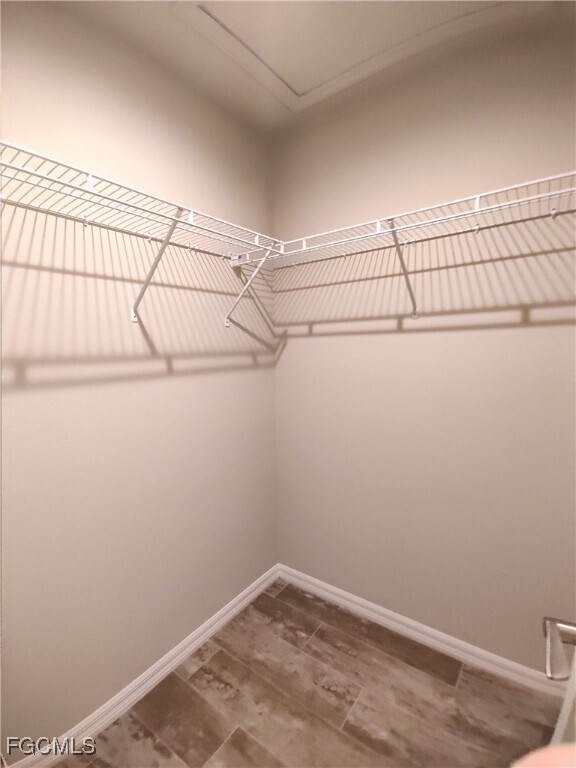 2017 Chiquita Blvd S