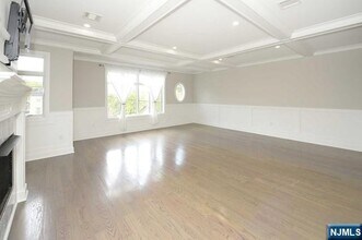 555 Edgewater Ave in Ridgefield, NJ - Building Photo - Building Photo