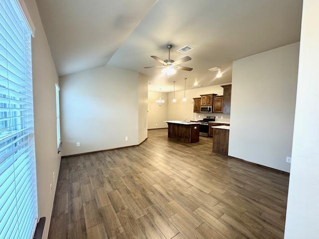 9585 SW 25th St in Oklahoma City, OK - Foto de edificio - Building Photo