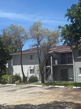 1179 Benoist Farms Rd in Royal Palm Beach, FL - Building Photo - Building Photo