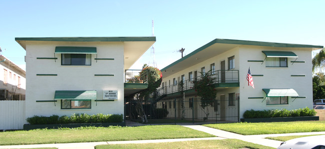 The Hepburn in Phoenix, AZ - Building Photo - Building Photo