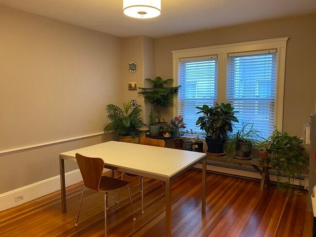 66 Auburn St-Unit -1 in Medford, MA - Building Photo - Building Photo