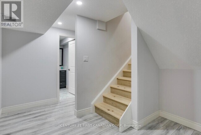 3194 Morgan Avenue in London, ON - Building Photo - Building Photo