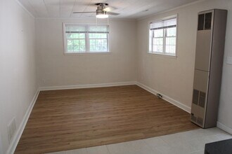 714 Bradley Rd in Chapel Hill, NC - Building Photo - Building Photo