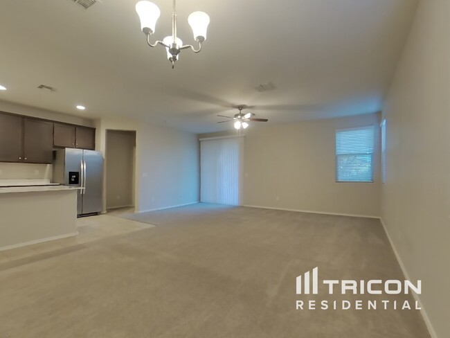 17762 Via Luna Dr in Sun City West, AZ - Building Photo - Building Photo