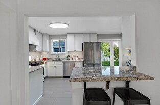 330 Cuardo Ave in Millbrae, CA - Building Photo