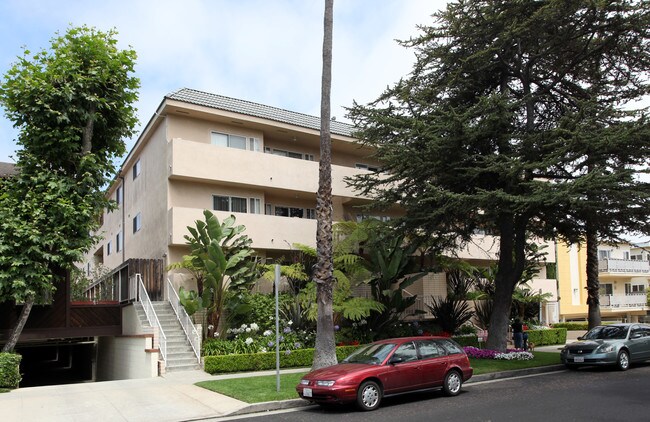 Santa Monica St. James in Santa Monica, CA - Building Photo - Building Photo