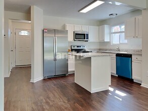 6617 N Andover Way in Morrow, OH - Foto de edificio - Building Photo