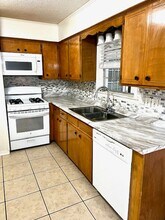 4306 Via Alta Dr in Mobile, AL - Building Photo - Building Photo