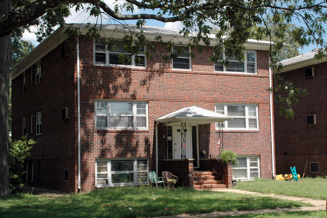 409 Carey St in Lakewood, NJ - Foto de edificio