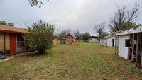 1504 N 11th St in Paducah, TX - Foto de edificio - Building Photo