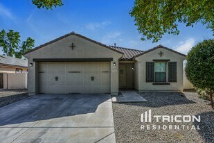 14131 W Corrine Dr in Surprise, AZ - Building Photo