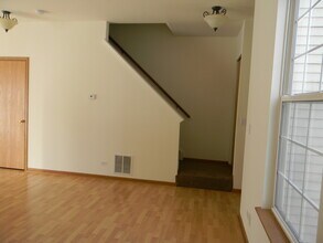 1542 Sauganash Ct in Gurnee, IL - Building Photo - Building Photo