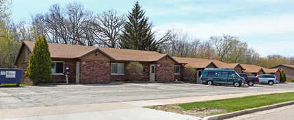 Meadow View Apartments in Burlington, WI - Building Photo - Building Photo