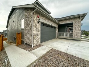 576 Nightsky St in Erie, CO - Building Photo - Building Photo
