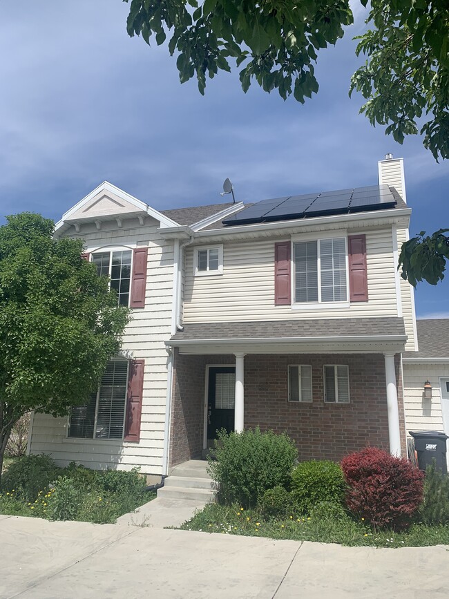 property at 807 E 10 S