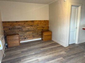 2070 US-69 in Denison, TX - Building Photo