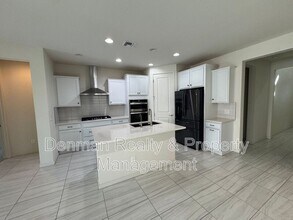 3540 E Tina Dr in Phoenix, AZ - Building Photo - Building Photo