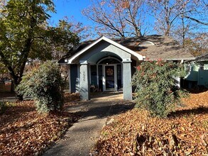 1000 N Polk St in Little Rock, AR - Building Photo - Building Photo