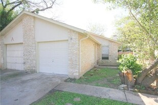 1013 Fieldwood Dr in Austin, TX - Building Photo