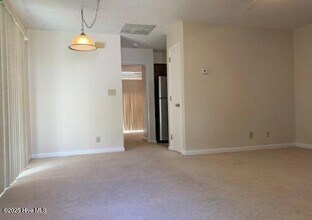 5a Port W Ct in Swansboro, NC - Building Photo - Building Photo
