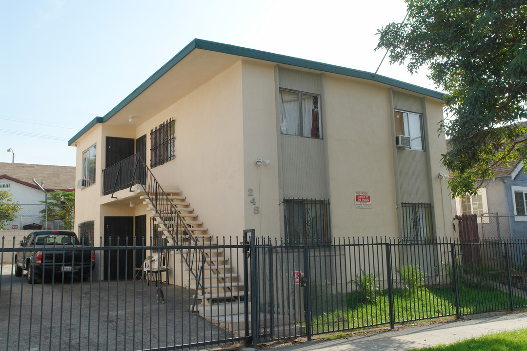 248 N Mountain View Ave in Los Angeles, CA - Building Photo