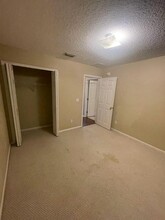 5260 Collins Rd in Jacksonville, FL - Building Photo - Building Photo