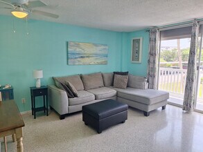 3190 N Atlantic Ave in Cocoa Beach, FL - Building Photo - Building Photo