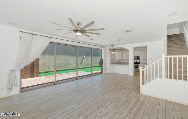 3356 W Hayduk Rd in Phoenix, AZ - Building Photo - Building Photo