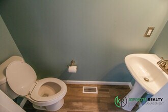 6927 Erie Dr in Maineville, OH - Building Photo - Building Photo