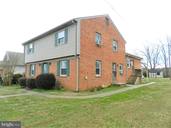 property at 300 Claiborne Ave